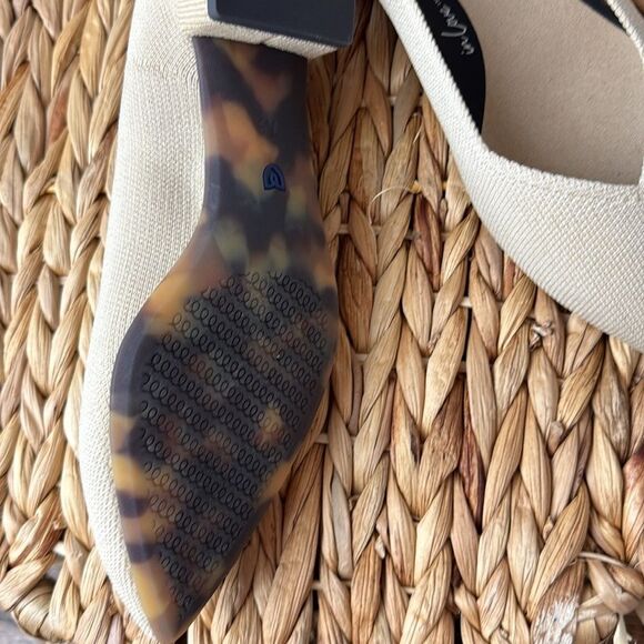 Rothy’s The High Point in Sand Stone Size 7.5 NWOT - Picture 5 of 11